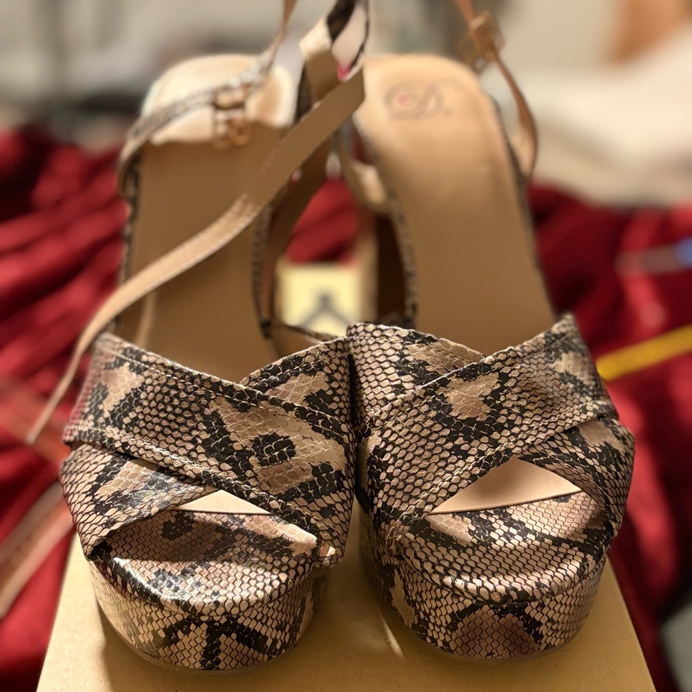 Women's Snakeskin Platform Sandals